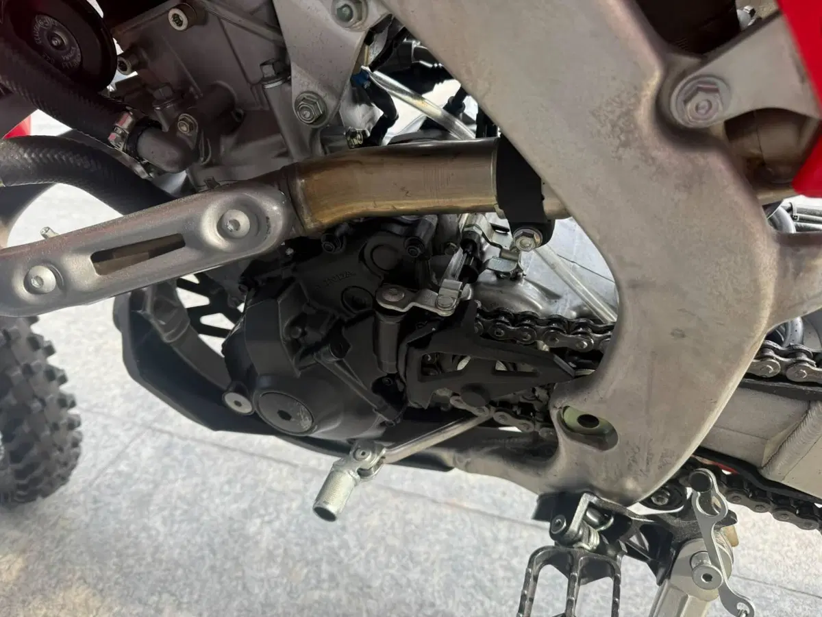 Honda CRF 300RX Enduro (2021) (2)
