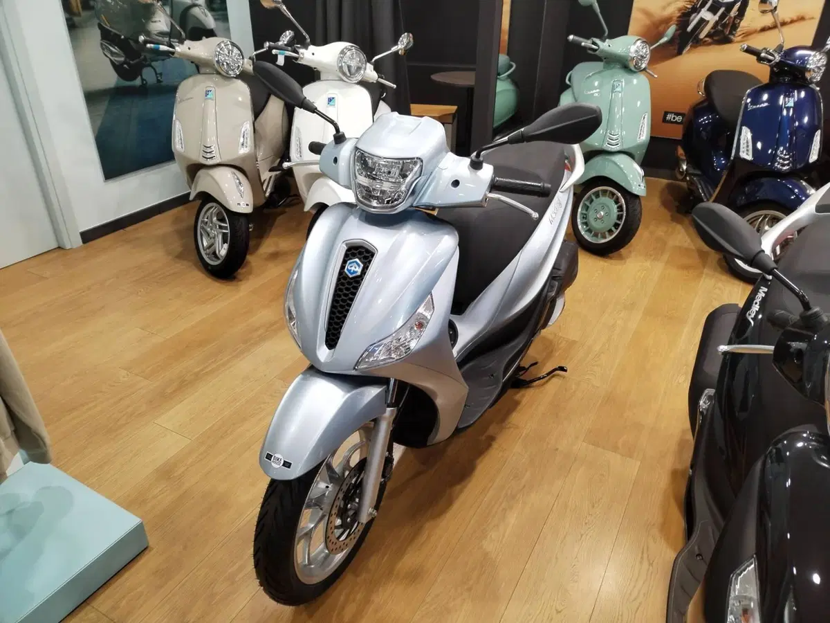 Piaggio Medley 125 (2025 - 26) (5)