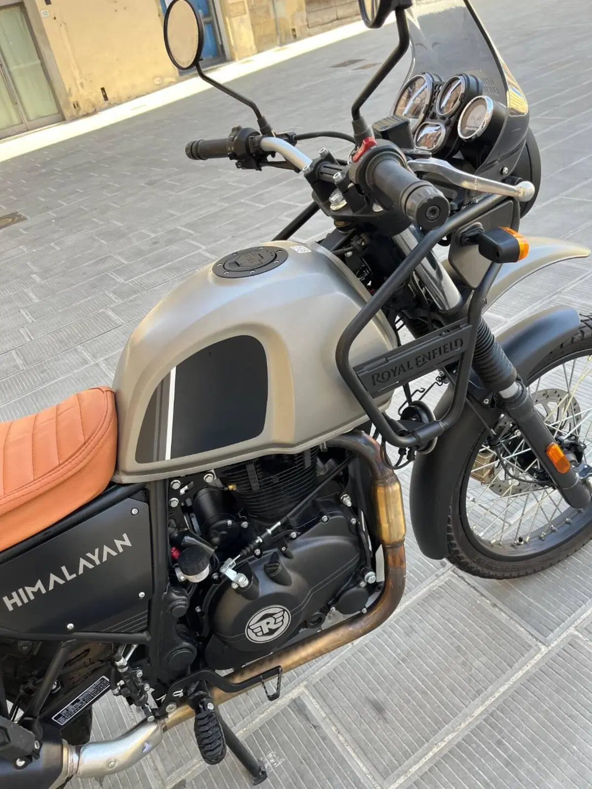 Royal Enfield Himalayan 411 (2021 - 24) (5)