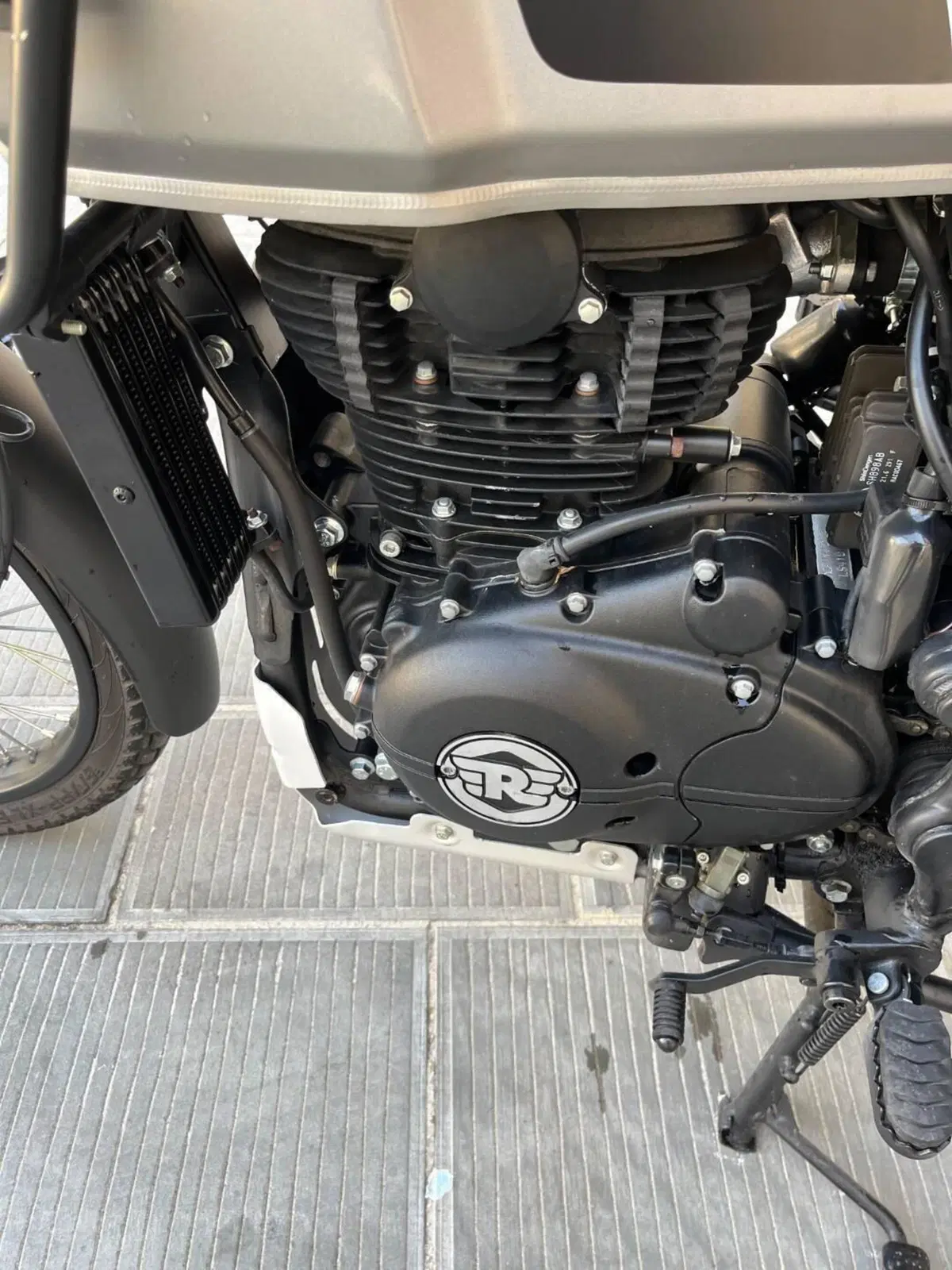 Royal Enfield Himalayan 411 (2021 - 24) (8)