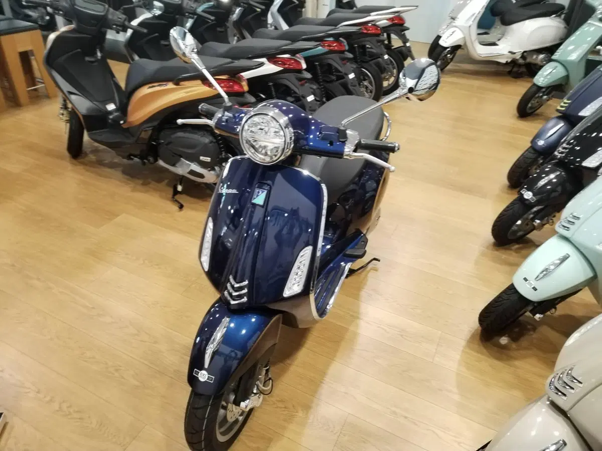 Vespa Primavera 150 (2026) (4)