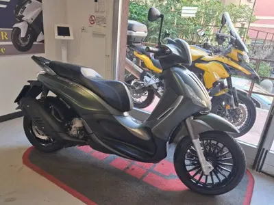 Piaggio Beverly 300 i.e. ABS-ASR (2016 - 20) usata