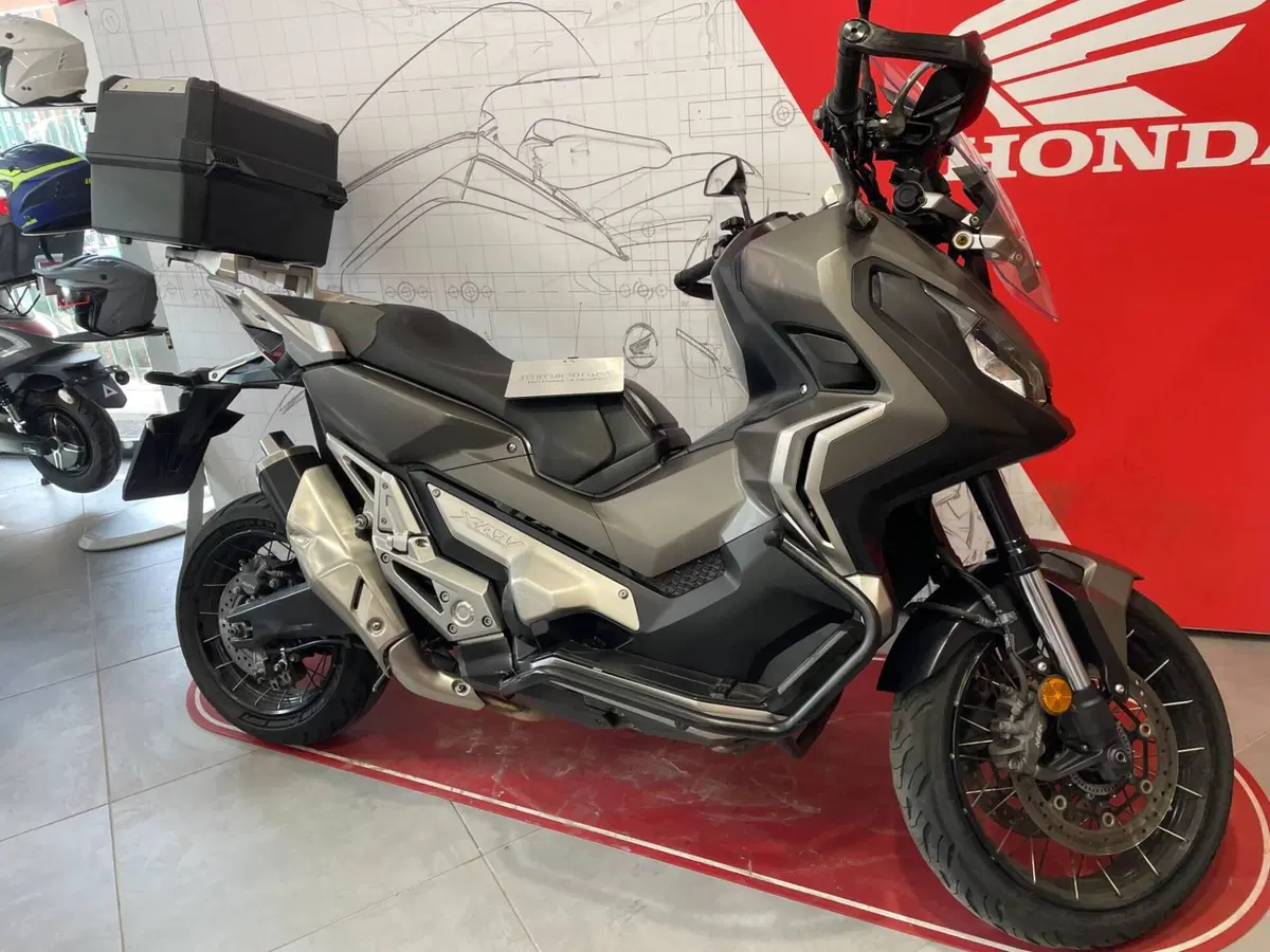 Honda X-ADV 750 (2018 - 20) (2)