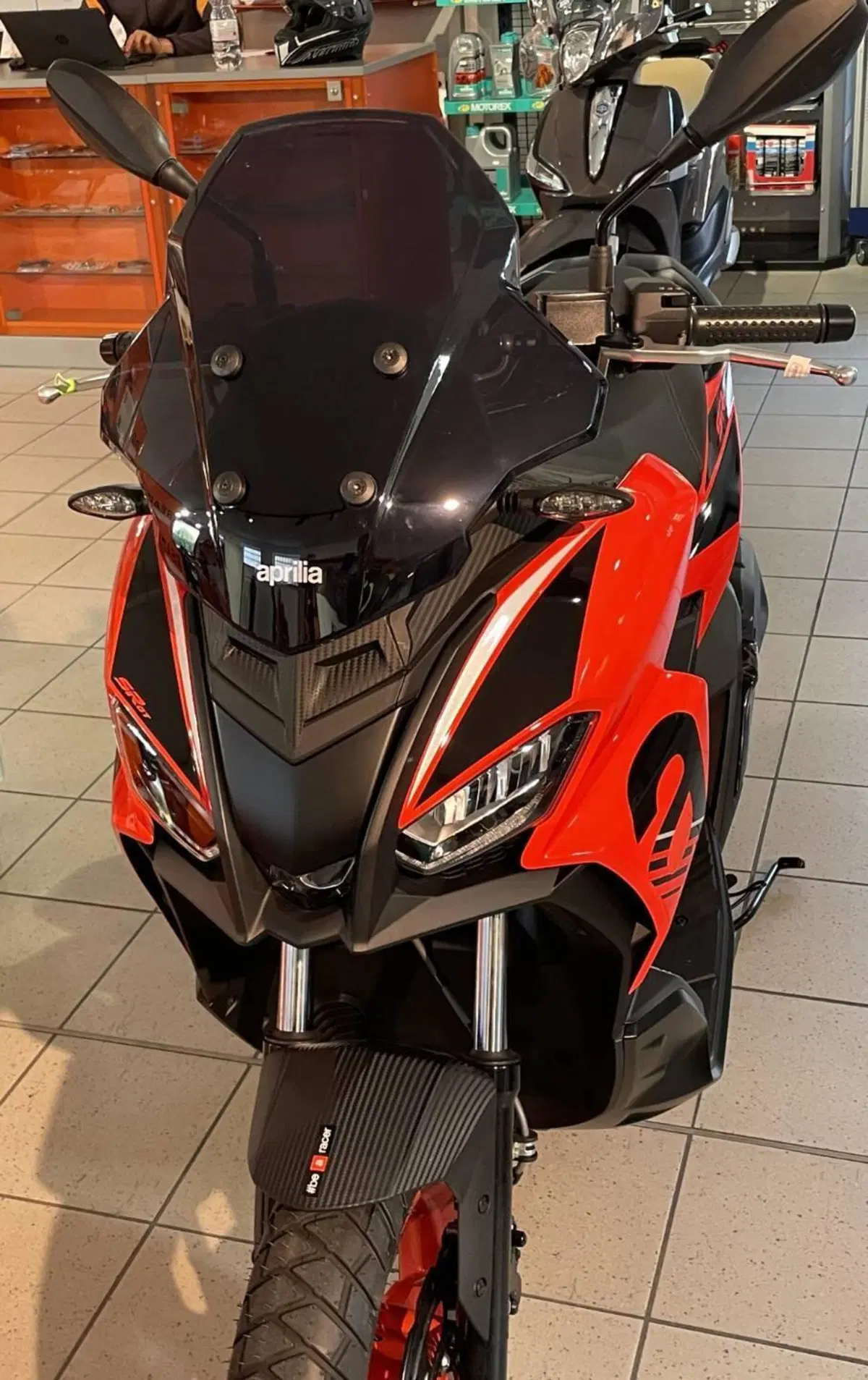 Aprilia SR GT 125 Sport (2025 - 26) (3)