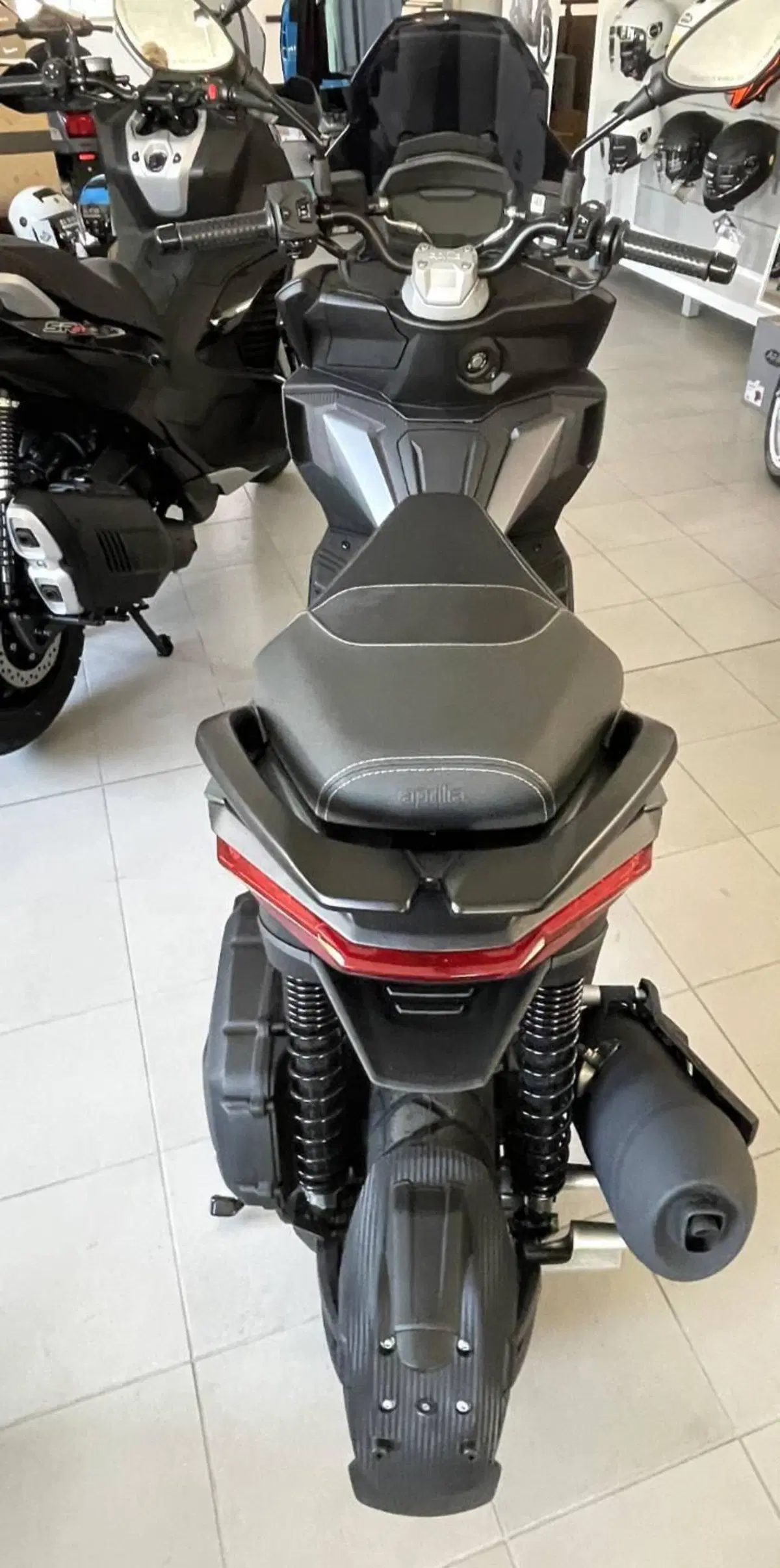 Aprilia SR GT 125 (2025 - 26) (3)