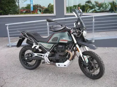 Moto Guzzi V85 TT (2021 - 23) usata