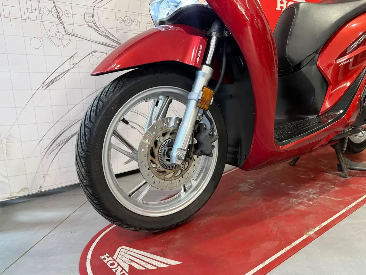 Honda SH 150i (2020 - 23) (9)
