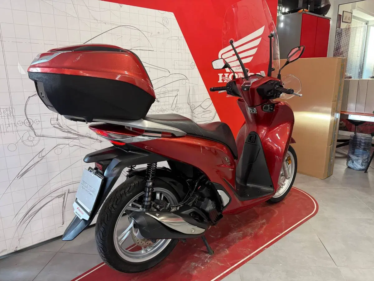 Honda SH 150i (2020 - 23) (7)