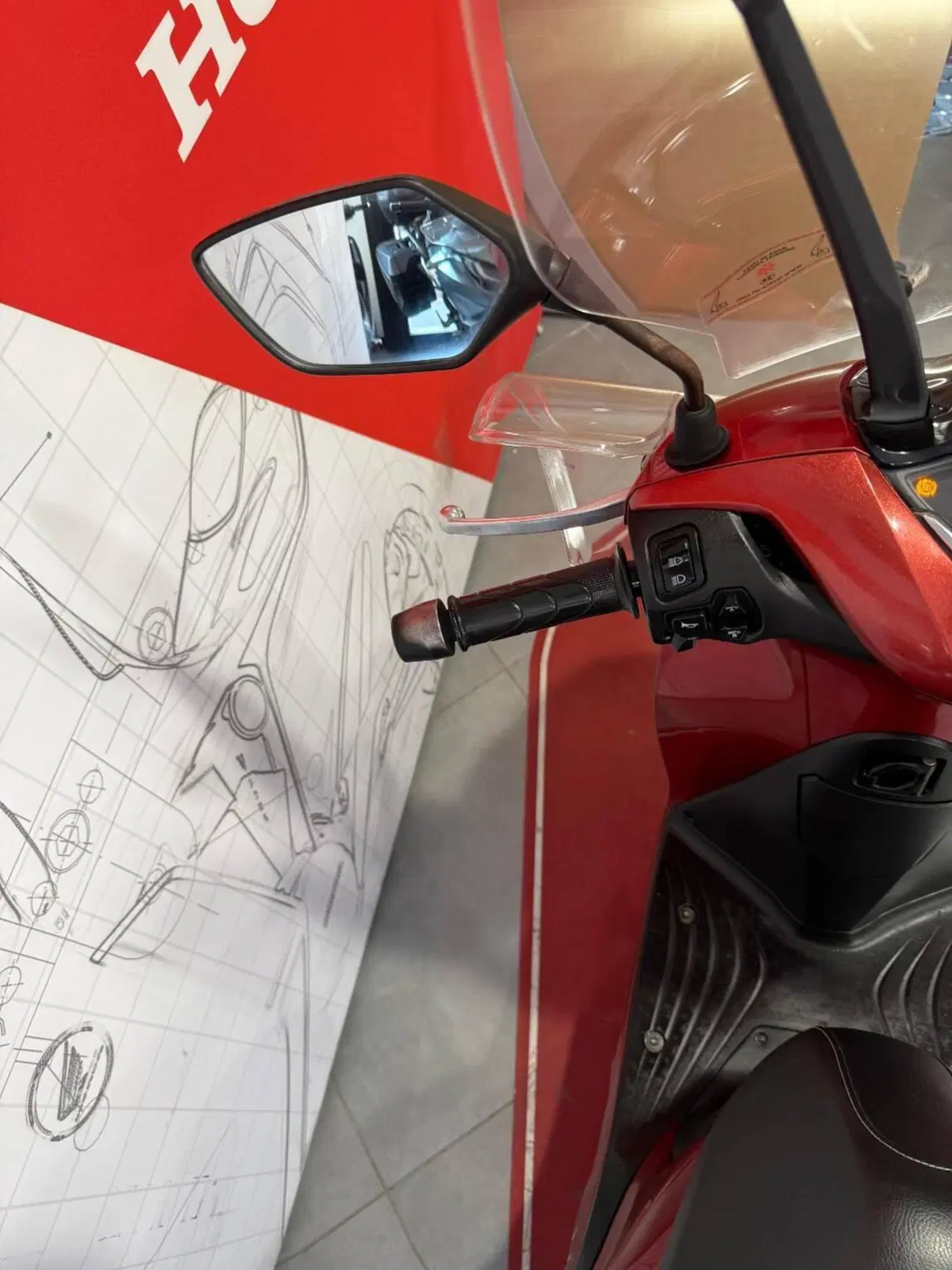 Honda SH 150i (2020 - 23) (13)