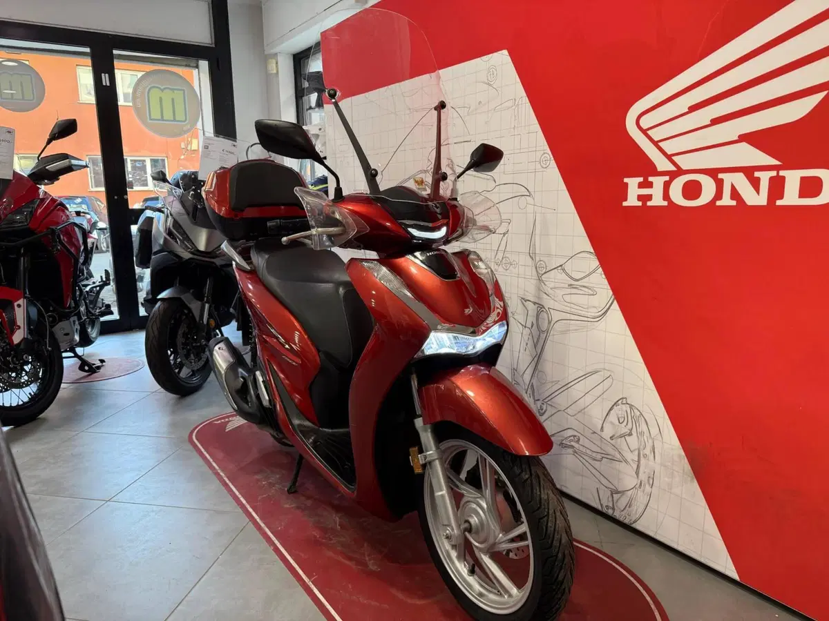 Honda SH 150i (2020 - 23) (4)