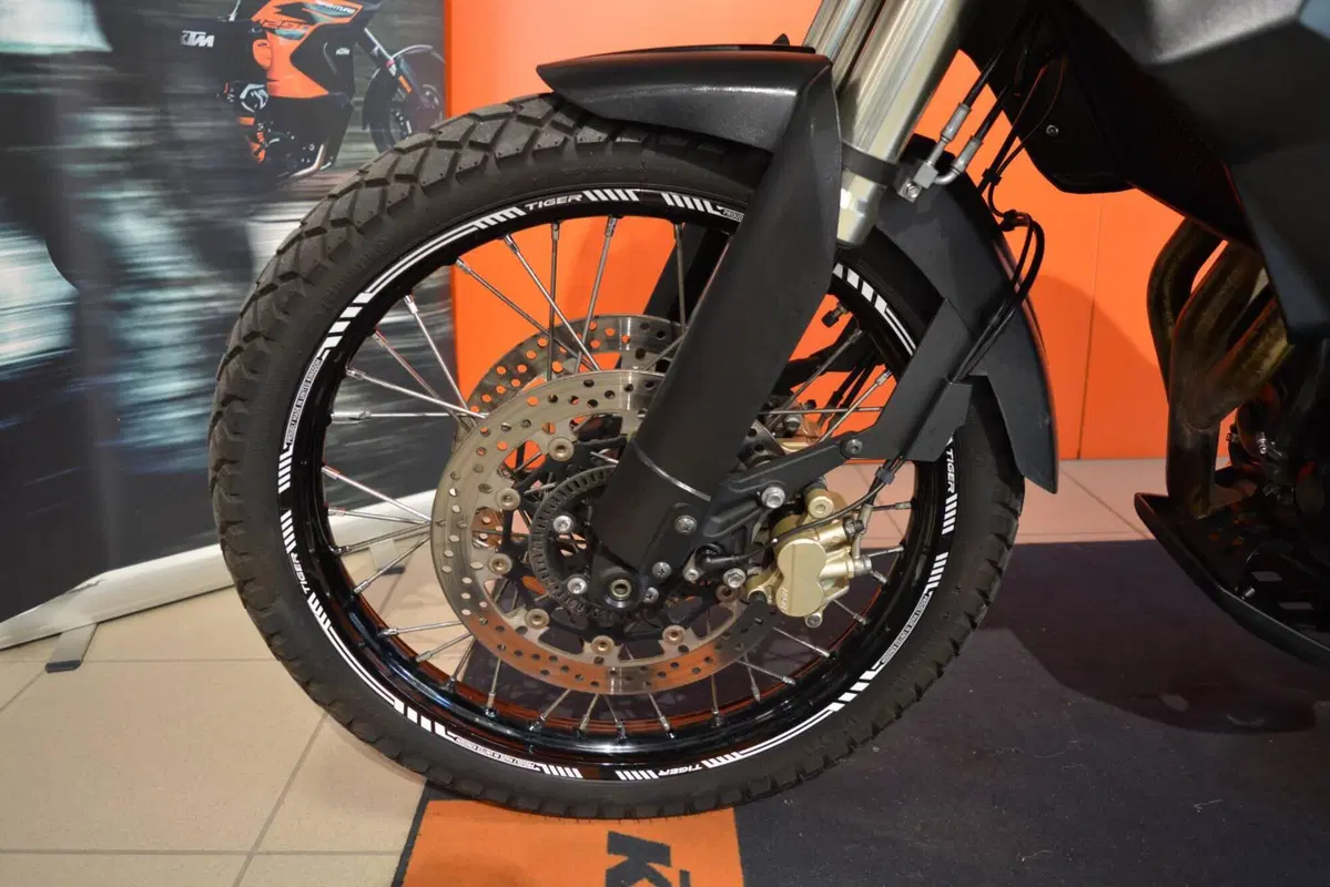 Triumph Tiger 800 XC ABS (2010 - 14) (16)