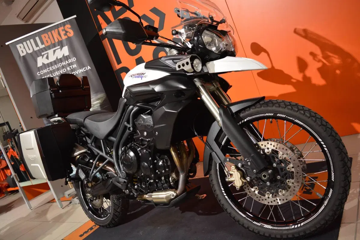 Triumph Tiger 800 XC ABS (2010 - 14) (3)