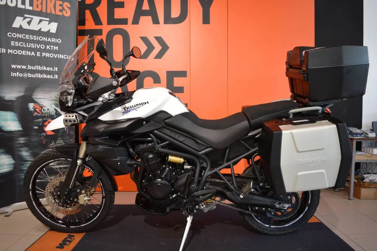 Triumph Tiger 800 XC ABS (2010 - 14) (2)