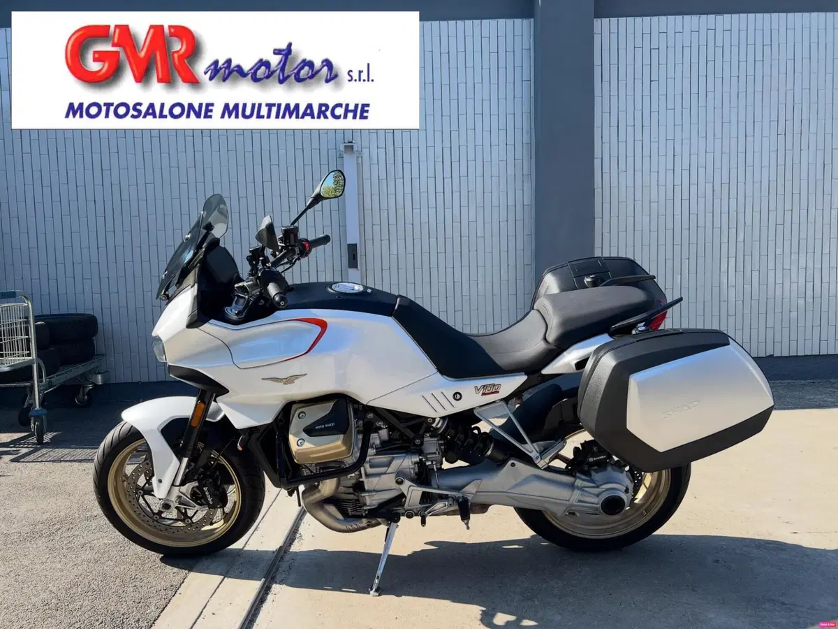 Moto Guzzi V100 Mandello (2022 - 24)