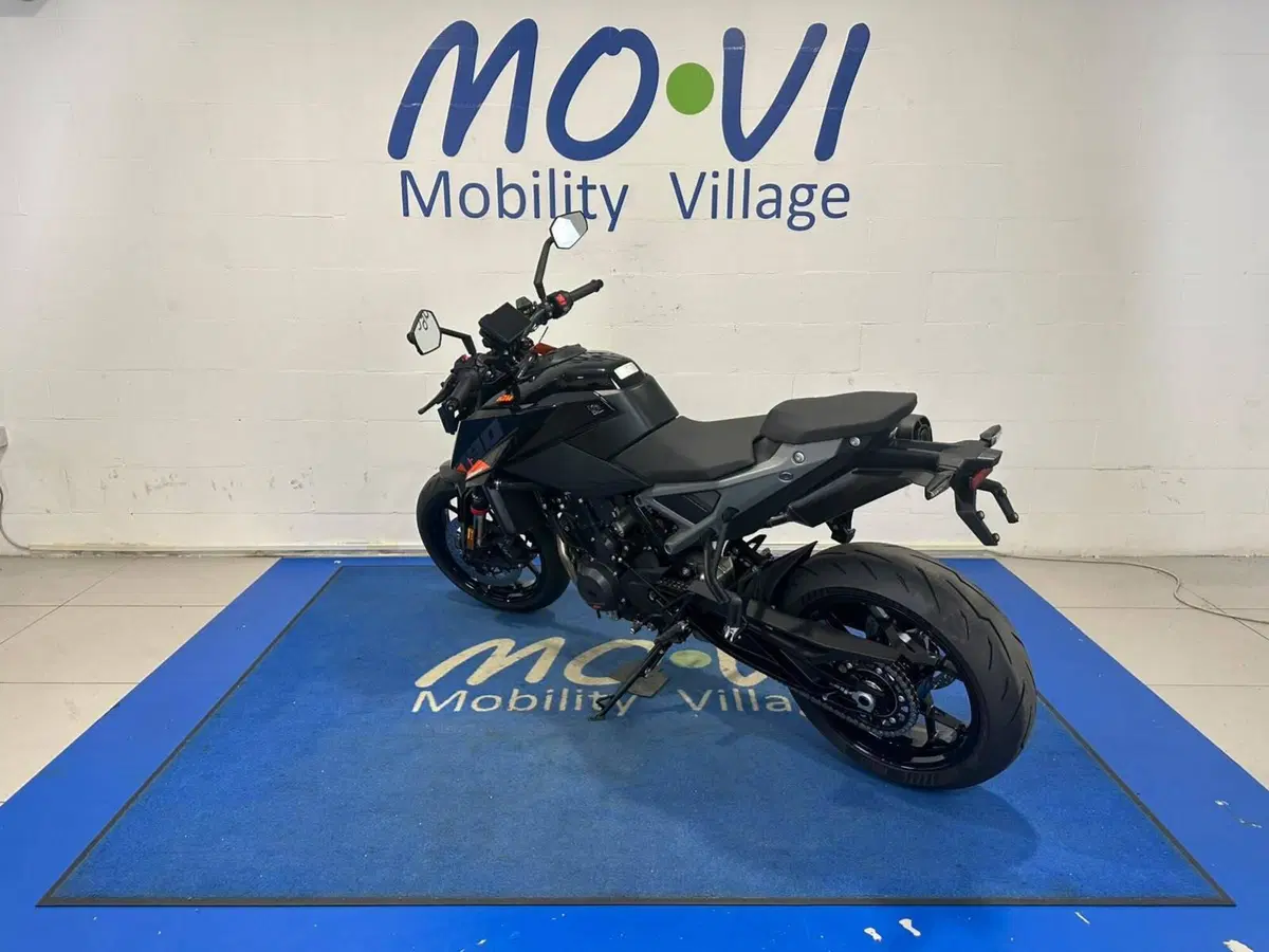 KTM 790 Duke (2027) (4)