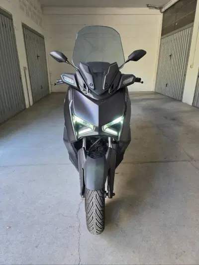 Yamaha X-Max 300 Tech Max (2021 - 24) usata