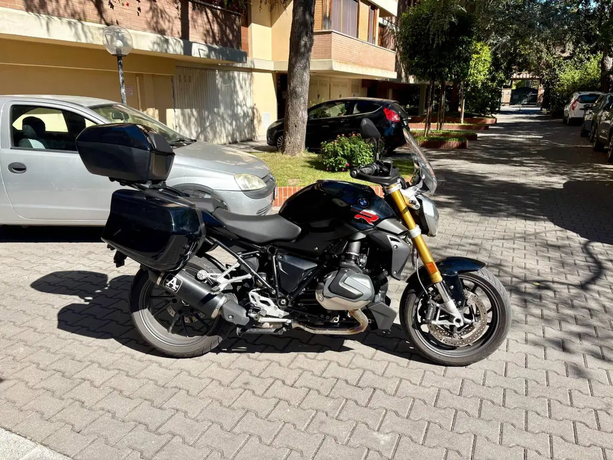 Bmw R 1250 R (2021 - 25) (2)