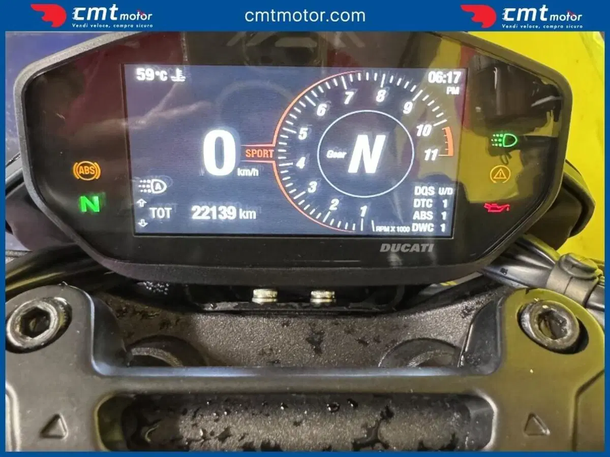 Ducati Hypermotard 950 RVE (2022 - 25) (5)