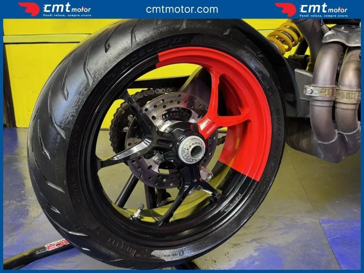 Ducati Hypermotard 950 RVE (2022 - 25) (9)