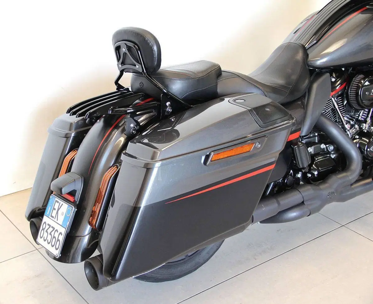 Harley-Davidson 117 Street Glide (2018 - 20) - FLHXSE (3)