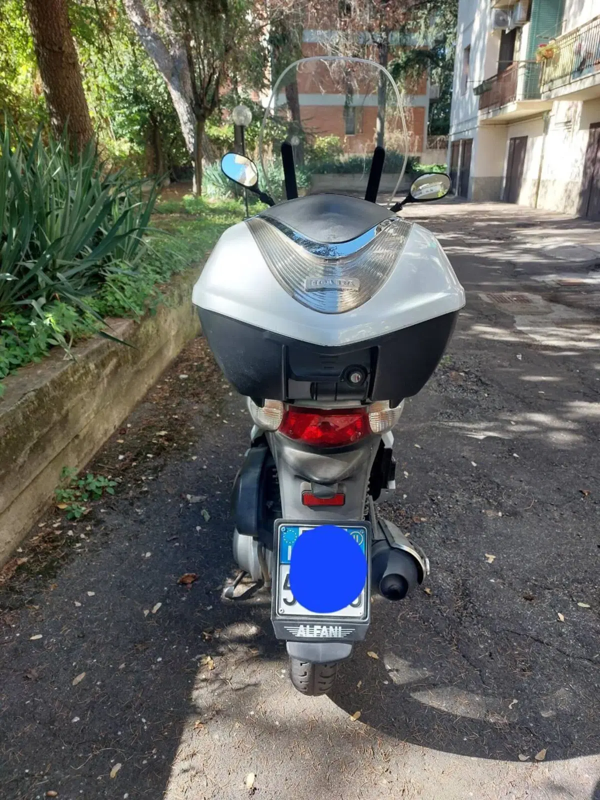 Honda SH 125 i (2009 - 12) (6)