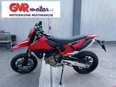 Ducati Hypermotard 698 Mono (2024 - 26) usata