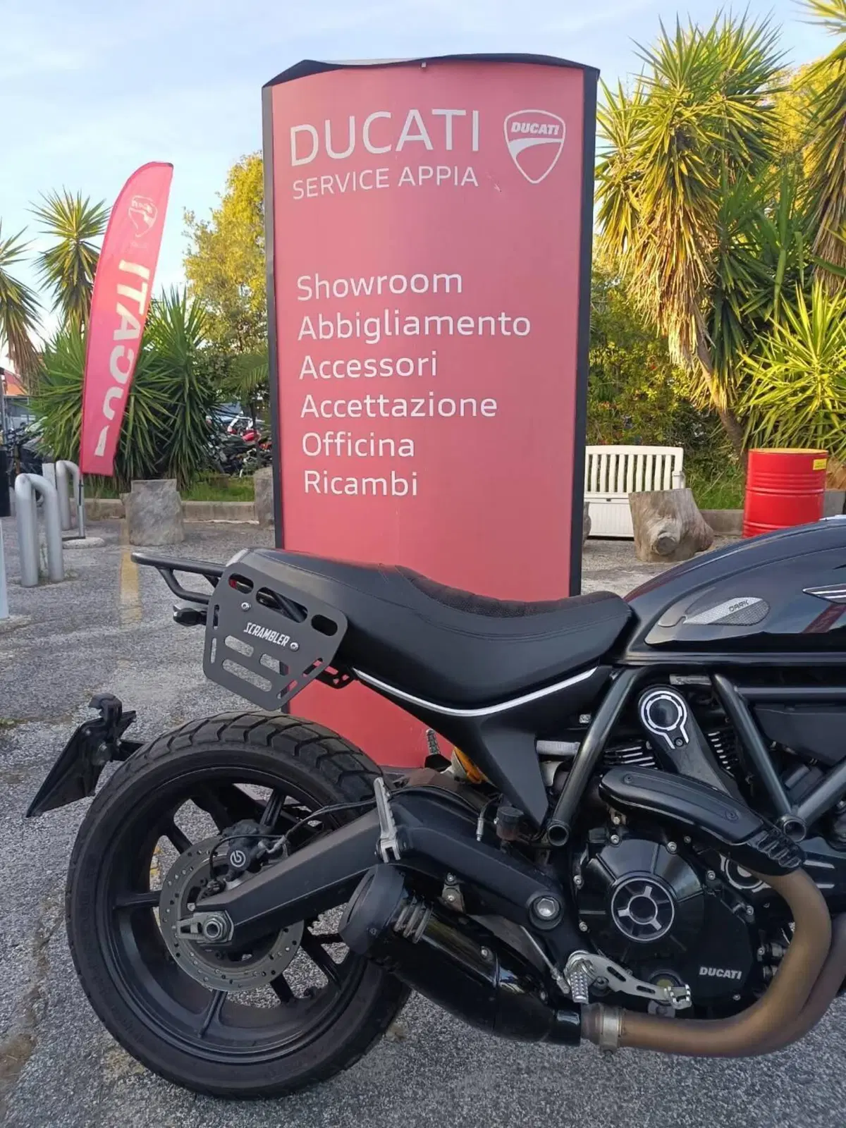 Ducati Scrambler 800 Icon Dark (2021 - 22) (2)