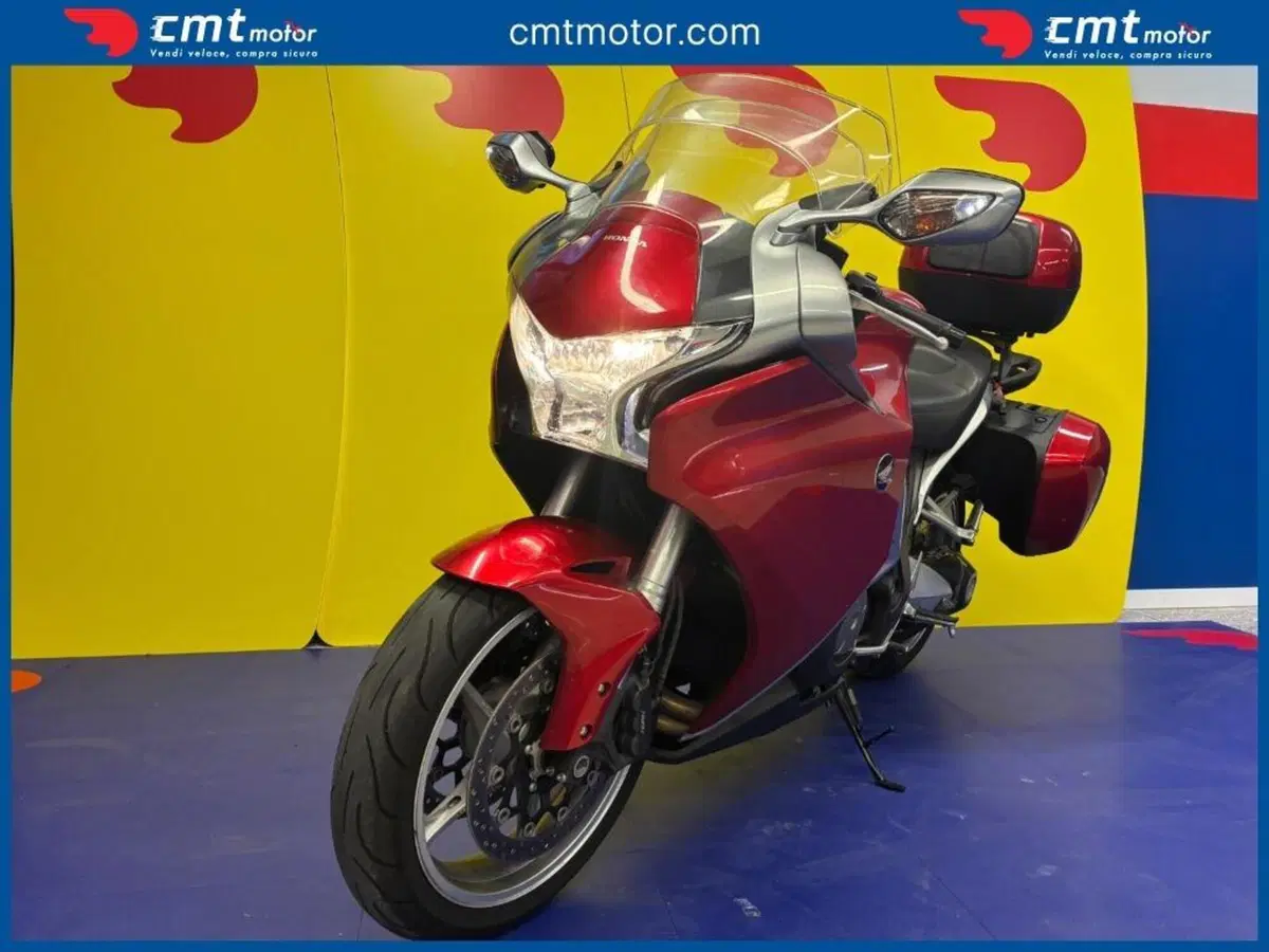Honda VFR 1200 F ABS (2009 - 16) (2)