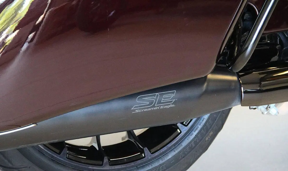 Harley-Davidson 117 Street Glide (2018 - 20) - FLHXSE (3)