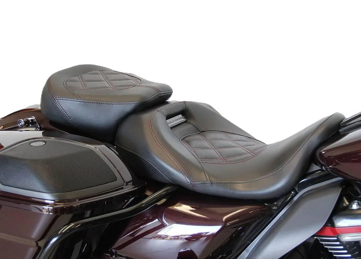 Harley-Davidson 117 Street Glide (2018 - 20) - FLHXSE (5)