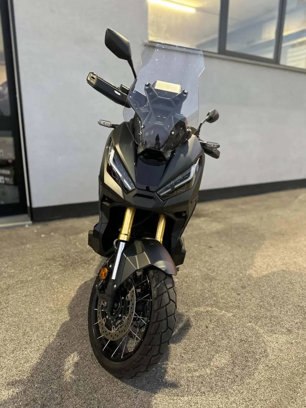 Honda X-ADV 750 DCT (2021 - 24) (3)