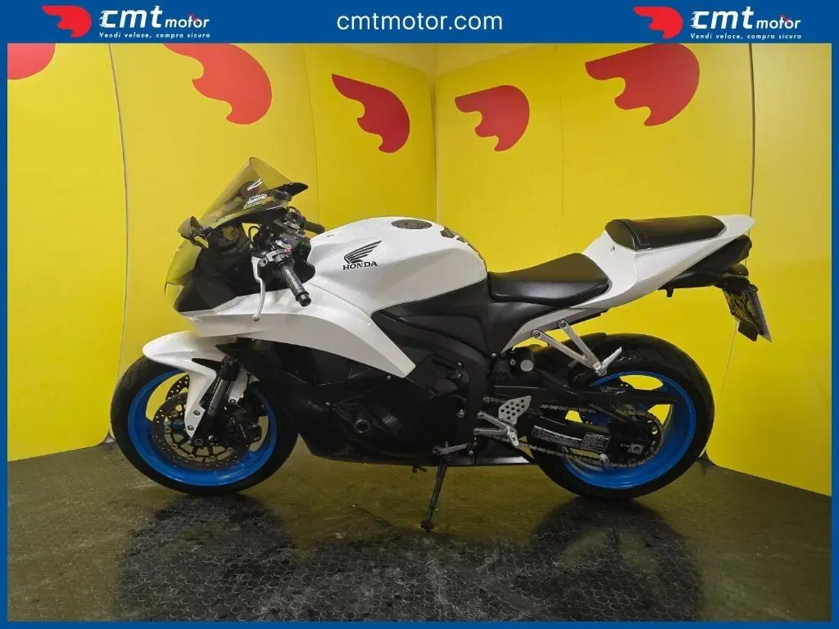 Honda CBR 600 RR (2009 - 12) (3)