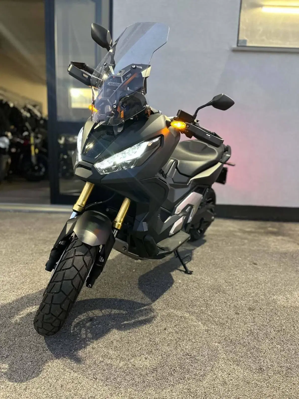 Honda X-ADV 750 DCT (2021 - 24) (8)