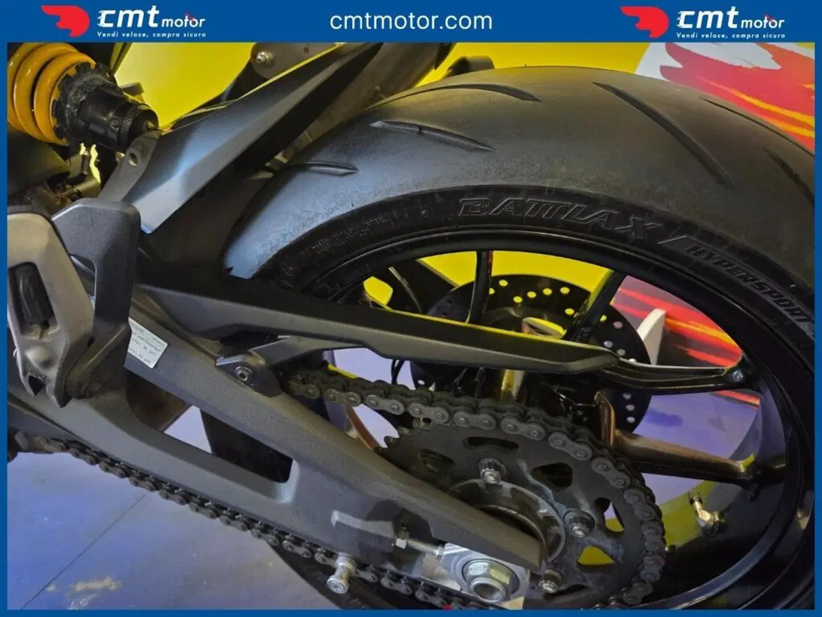 Ducati Monster 937 (2021 - 25) (9)