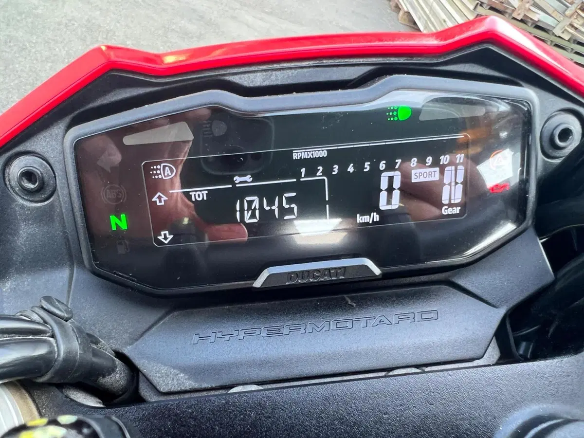 Ducati Hypermotard 698 Mono (2024 - 26) (5)