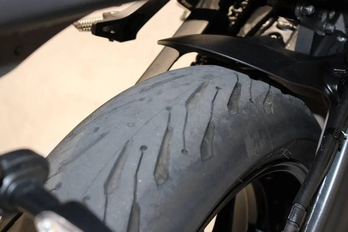 Yamaha MT-09 (2021 - 23) (7)