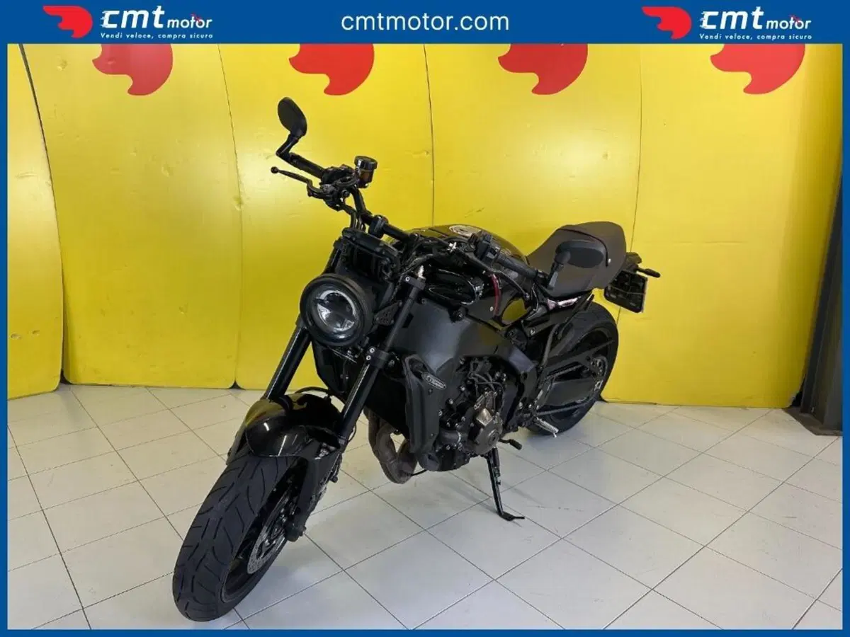 Yamaha XSR 900 (2022 - 24) (2)