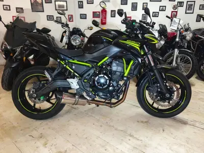 Kawasaki Z 650 (2020) usata