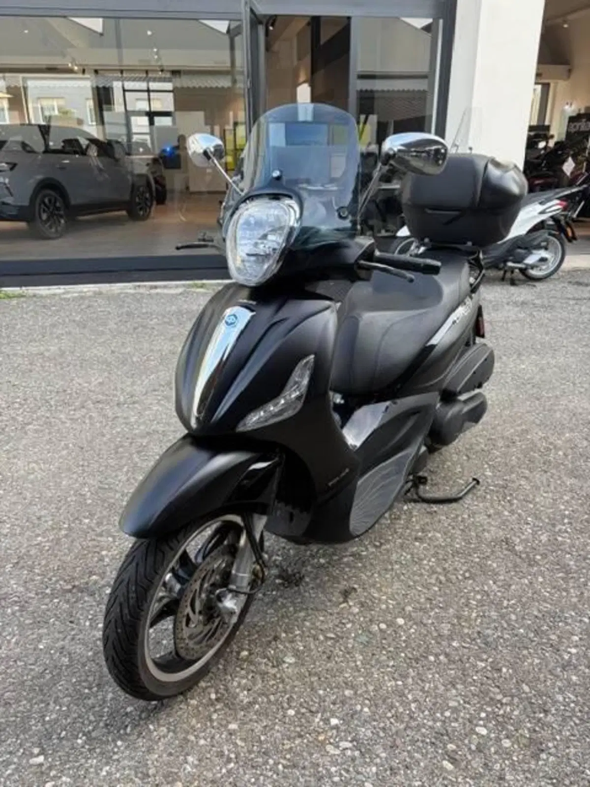 Piaggio Beverly 350 Police ABS-ASR (2018 - 20) (2)