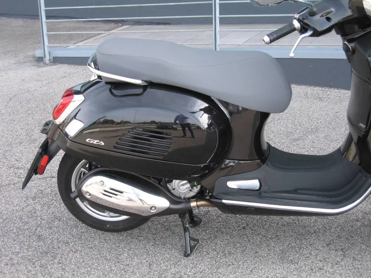 Vespa GTS 310 (2025 - 26) (3)
