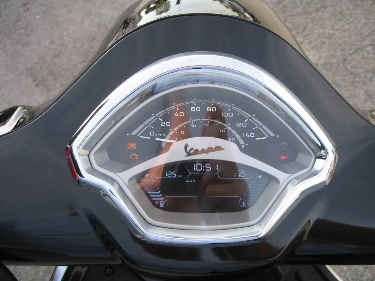 Vespa GTS 310 (2025 - 26) (6)