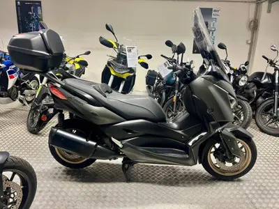 Yamaha X-Max 300 Tech Max (2021 - 24) usata
