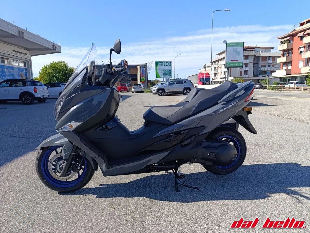 Suzuki Burgman 400 (2025 - 26) (3)