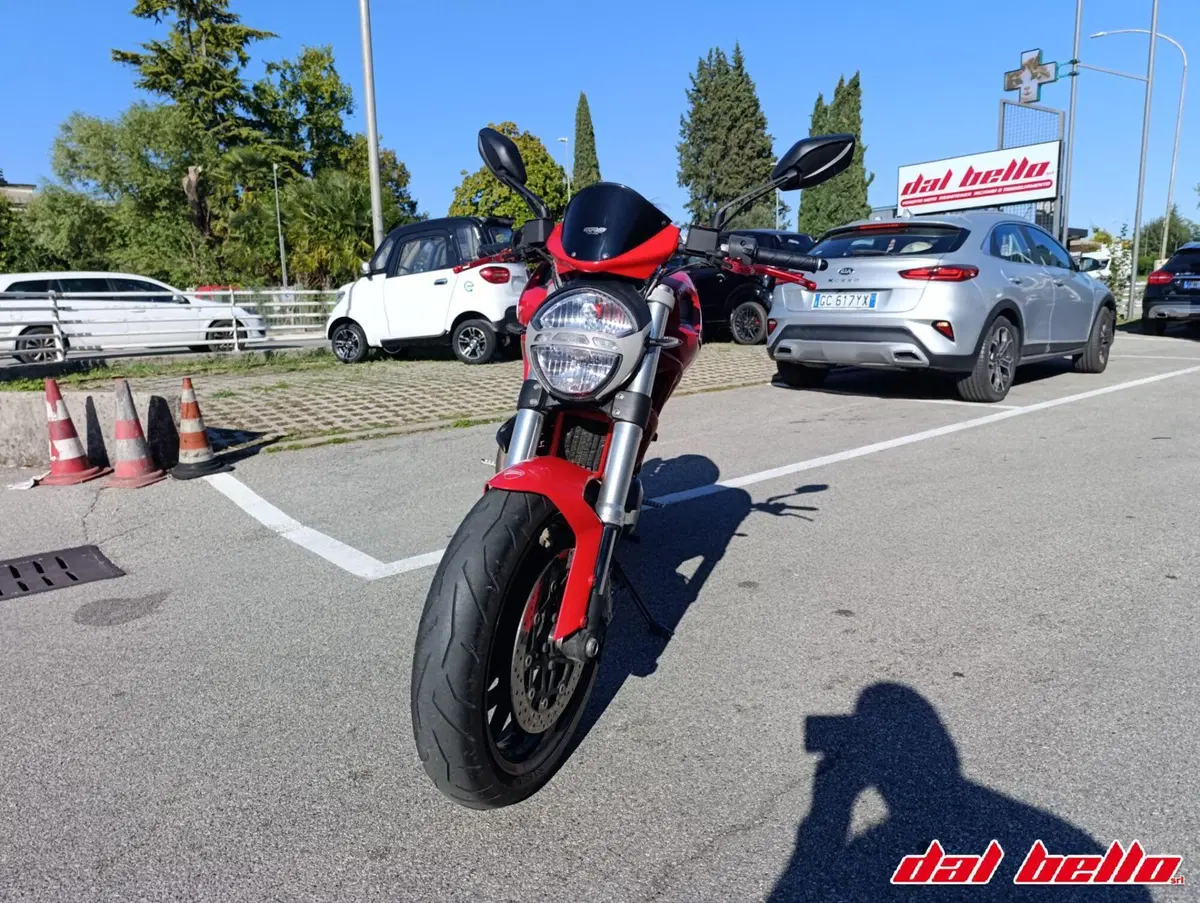 Ducati Monster 796 (2010 - 13) (2)