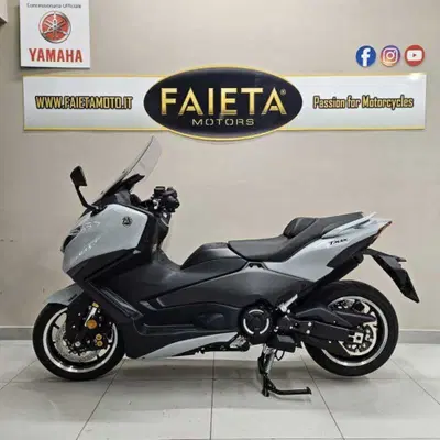 Yamaha T-Max 560 Tech Max (2025 - 26) usata