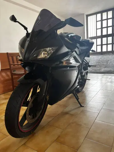 Yamaha YZF R125 (2008 - 13) usata