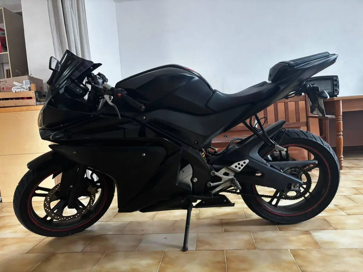 Yamaha YZF R125 (2008 - 13) (15)
