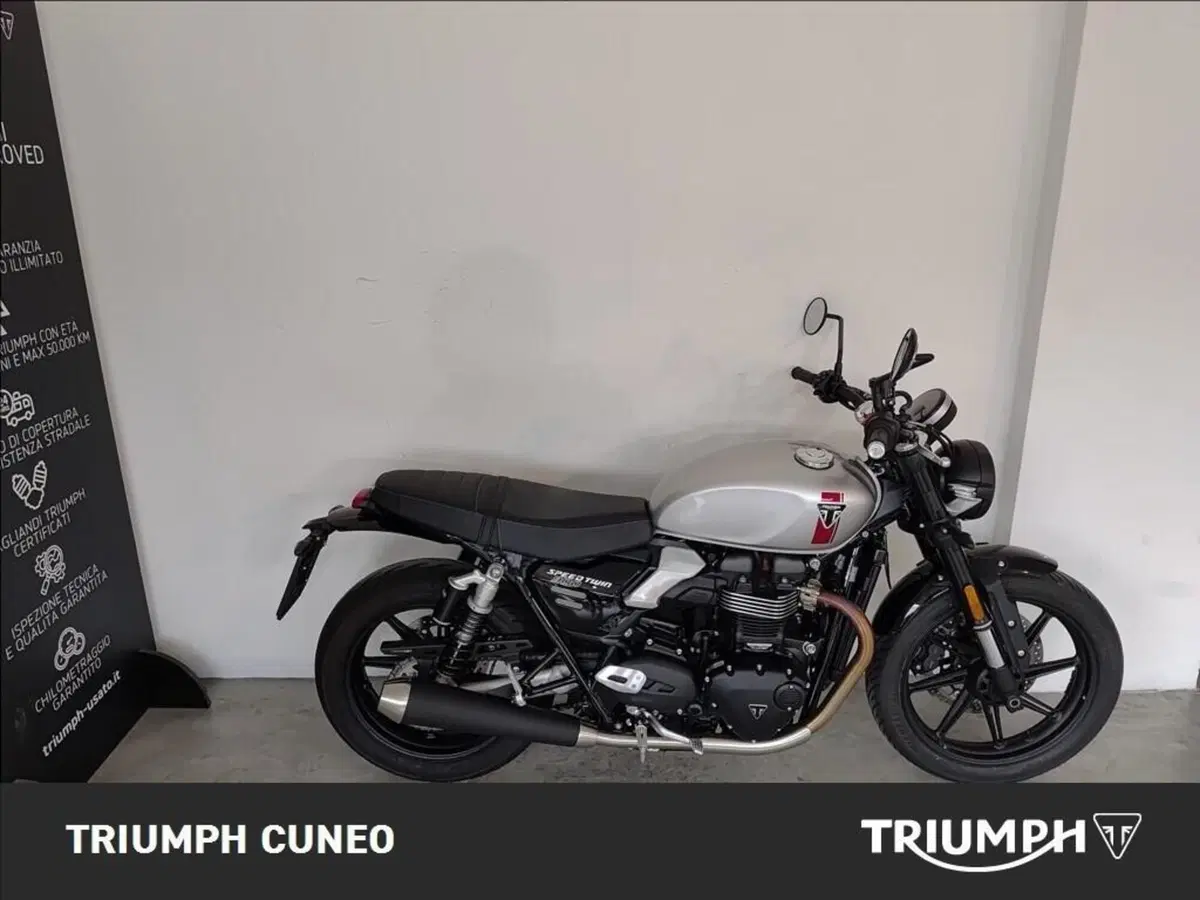 Triumph Speed Twin 900 (2023 - 24) (2)
