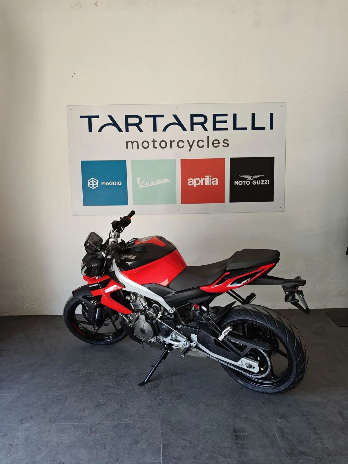 Aprilia Tuono 457 (2025 - 26) (7)