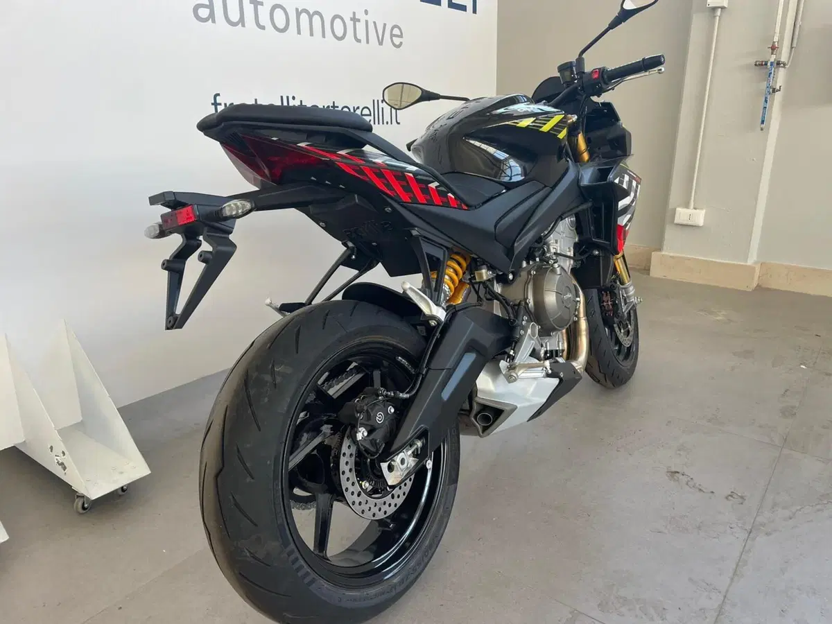 Aprilia Tuono 660 Factory (2025 - 26) (5)